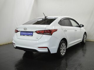 2017 Hyundai Solaris II, белый, 1150000 рублей, вид 5