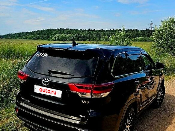 2018 Toyota Highlander III (XU50) Рестайлинг, чёрный, 3700000 рублей - вид 4