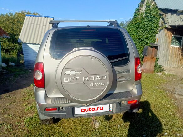 2011 Chevrolet Niva I Рестайлинг, серый, 539000 рублей - вид 1