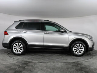 2021 Volkswagen Tiguan II Рестайлинг, серебристый, 2350000 рублей, вид 4