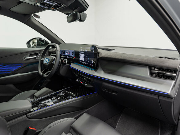 2026 Audi Q3 TFSI III (FJ), серый, 7550000 рублей - вид 13