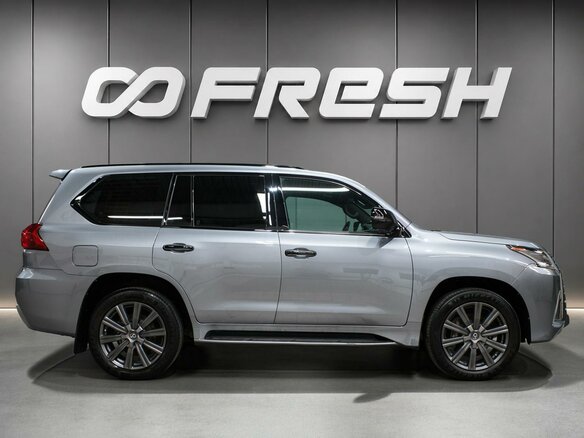2018 Lexus LX 570 III Рестайлинг 2, серый, 7330000 рублей - вид 4