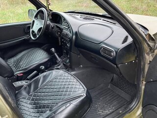 2007 Chevrolet Niva I, серебристый, 330000 рублей, вид 4