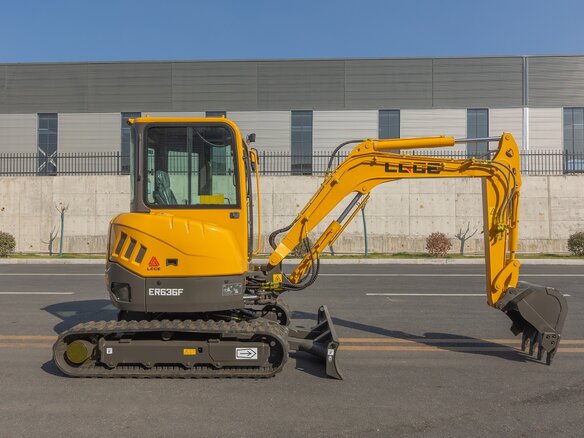 2026 LGCE ER636F, жёлтый, 4100000 рублей - вид 2