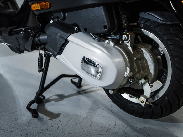 2025 Vespa LXV 125, чёрный, 500000 рублей - вид 14