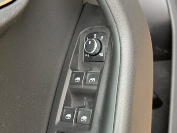 2018 Volkswagen Touareg III, серый, 5250000 рублей - вид 36