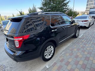 2013 Ford Explorer V, чёрный, 1650000 рублей, вид 2