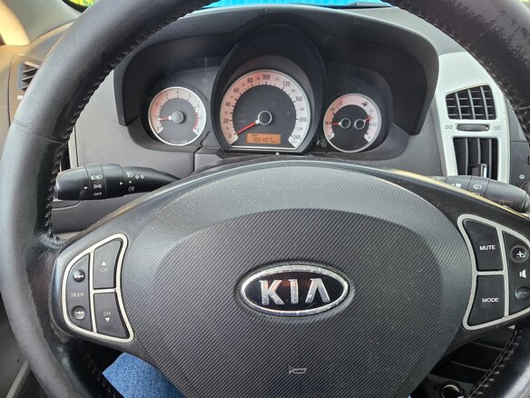 2009 Kia Ceed I, жёлтый, 620000 рублей - вид 4