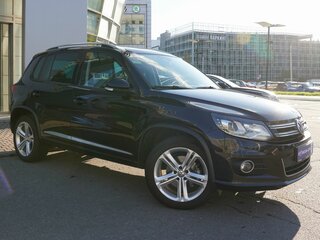 2016 Volkswagen Tiguan I Рестайлинг, чёрный, 1590000 рублей, вид 3