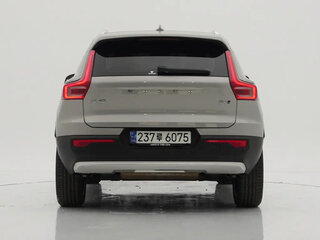 2025 Volvo XC40 I Рестайлинг, серый, 4900000 рублей, вид 5