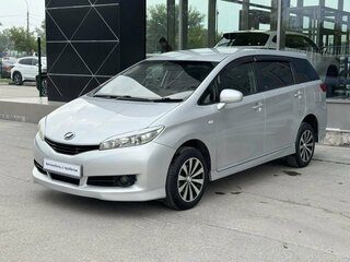 Toyota Wish II
