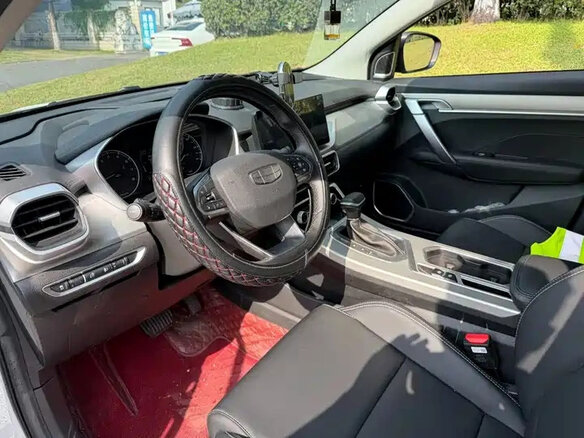 2024 Geely Binyue I Рестайлинг 2, белый, 1350000 рублей - вид 4
