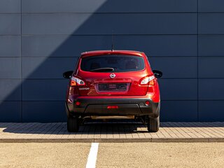 2011 Nissan Qashqai I Рестайлинг, красный, 1055000 рублей, вид 5