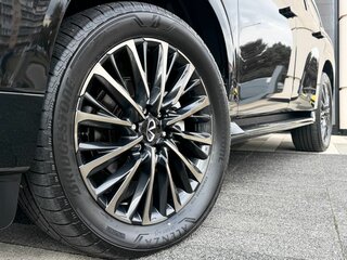 2026 Infiniti QX80 II, чёрный, 16490000 рублей, вид 5