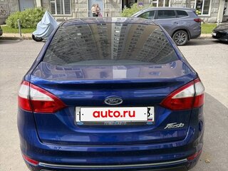 2015 Ford Fiesta Mk6 Рестайлинг, синий, 910000 рублей, вид 4