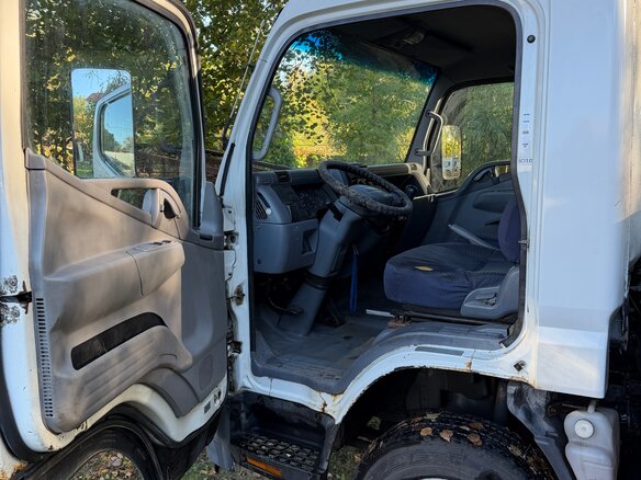 2013 Fuso (Mitsubishi) Canter, белый, 1500000 рублей - вид 13