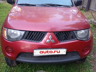 2008 Mitsubishi L200 IV, красный, 900000 рублей, вид 2