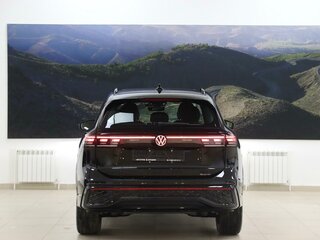 2026 Volkswagen Tiguan L Pro III (China Market), чёрный, 4800000 рублей, вид 5