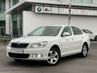 2012 Skoda Octavia II (A5) Рестайлинг, белый, 459000 рублей, вид 1