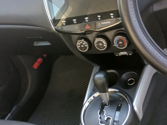 2012 Mitsubishi RVR III, белый, 1100000 рублей - вид 12
