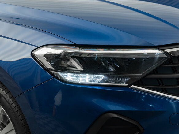 2021 Volkswagen Polo VI, синий, 1560000 рублей - вид 20