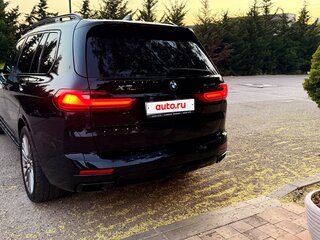 2022 BMW X7 40i I (G07), чёрный, 8500000 рублей, вид 4