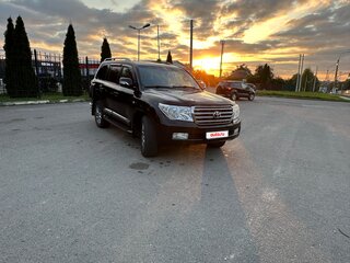 2011 Toyota Land Cruiser 200 Series, чёрный, 3100000 рублей, вид 3