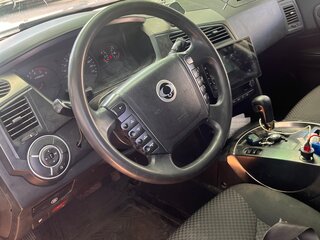 2008 SsangYong Kyron 5-speed I Рестайлинг, бежевый, 800000 рублей, вид 5