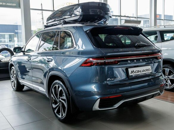 2025 Geely Monjaro I, синий, 5001669 рублей - вид 3