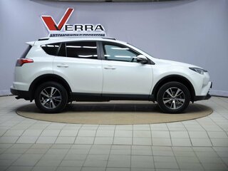 2017 Toyota RAV4 IV (XA40) Рестайлинг, белый, 1750000 рублей, вид 4
