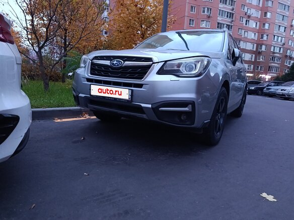 2016 Subaru Forester IV Рестайлинг 2, серебристый, 2200000 рублей - вид 2