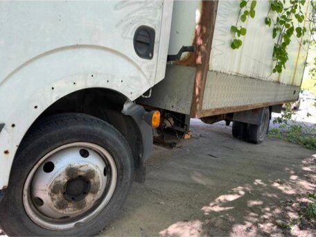 2010 Nissan Cabstar, белый, 490000 рублей, вид 3