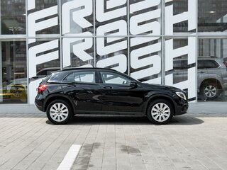 2018 Mercedes-Benz GLA 250 I (X156) Рестайлинг, чёрный, 2006000 рублей, вид 5