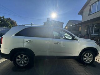 2012 Kia Sorento II, белый, 1600000 рублей, вид 3