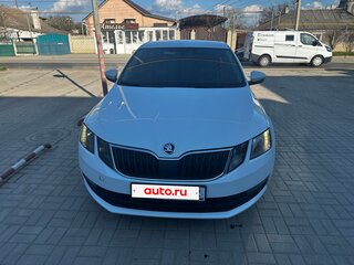 2019 Skoda Octavia III (A7) Рестайлинг, белый, 1450000 рублей, вид 2