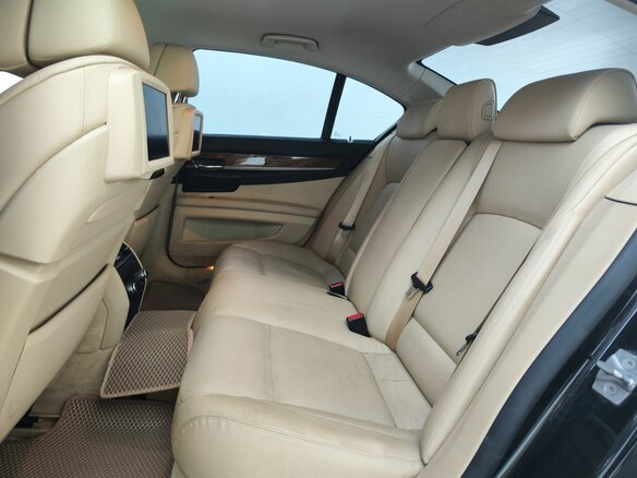 2011 BMW 7 серии 750i xDrive V (F01/F02/F04), чёрный, 1499000 рублей - вид 11