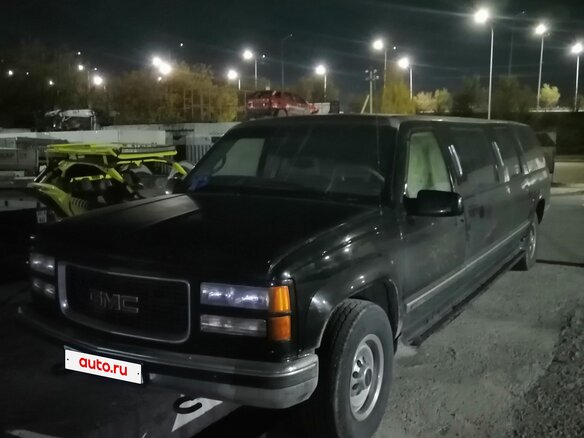 1997 GMC Suburban, чёрный, 6000000 рублей
