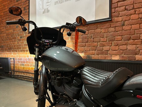2022 Harley-Davidson Street Bob, серый, 1300000 рублей, вид 4