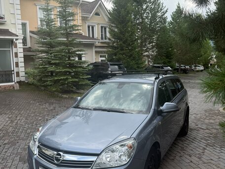 2011 Opel Astra H Рестайлинг, серебристый, 1100000 рублей, вид 1