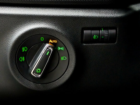 2022 Skoda Rapid II, коричневый - вид 26