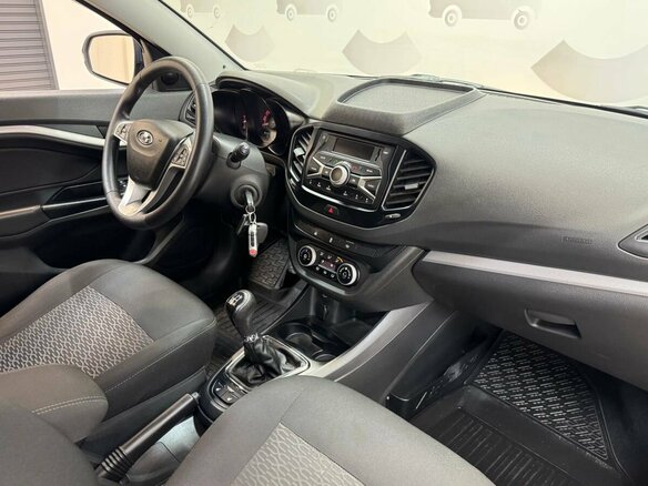 2017 Lada (ВАЗ) Vesta SW I, синий, 895000 рублей - вид 9