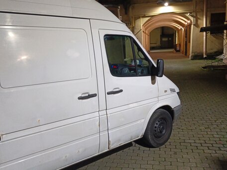 2013 Mercedes-Benz Sprinter Classic, белый, 1100000 рублей, вид 3