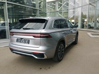 2026 Geely Monjaro (Xingyue L) I Рестайлинг 2 (China Market), серебристый, 4350000 рублей, вид 4