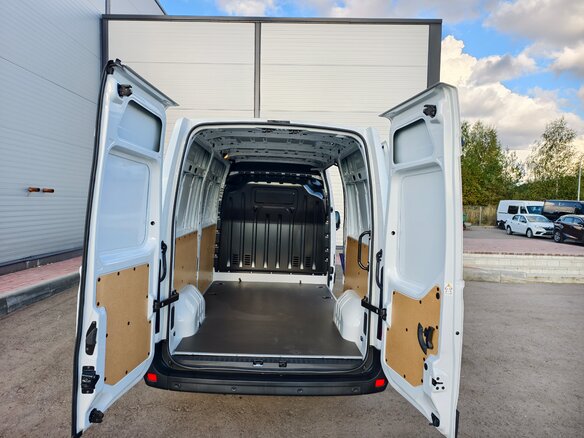 2024 Renault Master, белый, 5600000 рублей - вид 17