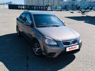 2010 Kia Rio II Рестайлинг, серебристый, 488800 рублей, вид 2