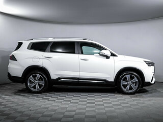 2024 Geely Okavango I Рестайлинг, белый, 2519000 рублей, вид 4