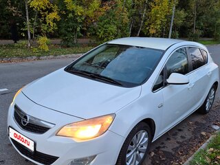 2012 Opel Astra J, белый, 430000 рублей, вид 1