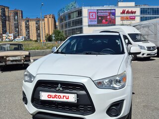 2013 Mitsubishi ASX I Рестайлинг, белый, 1100000 рублей, вид 2