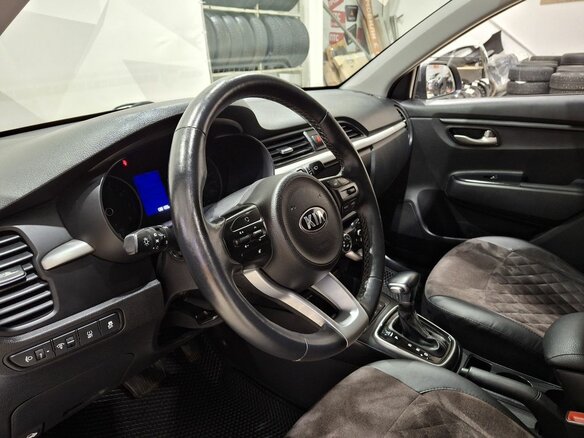 2020 Kia Rio IV, серый, 1325000 рублей - вид 22