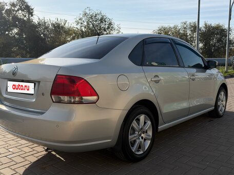 2011 Volkswagen Polo V, серебристый, 660000 рублей, вид 5